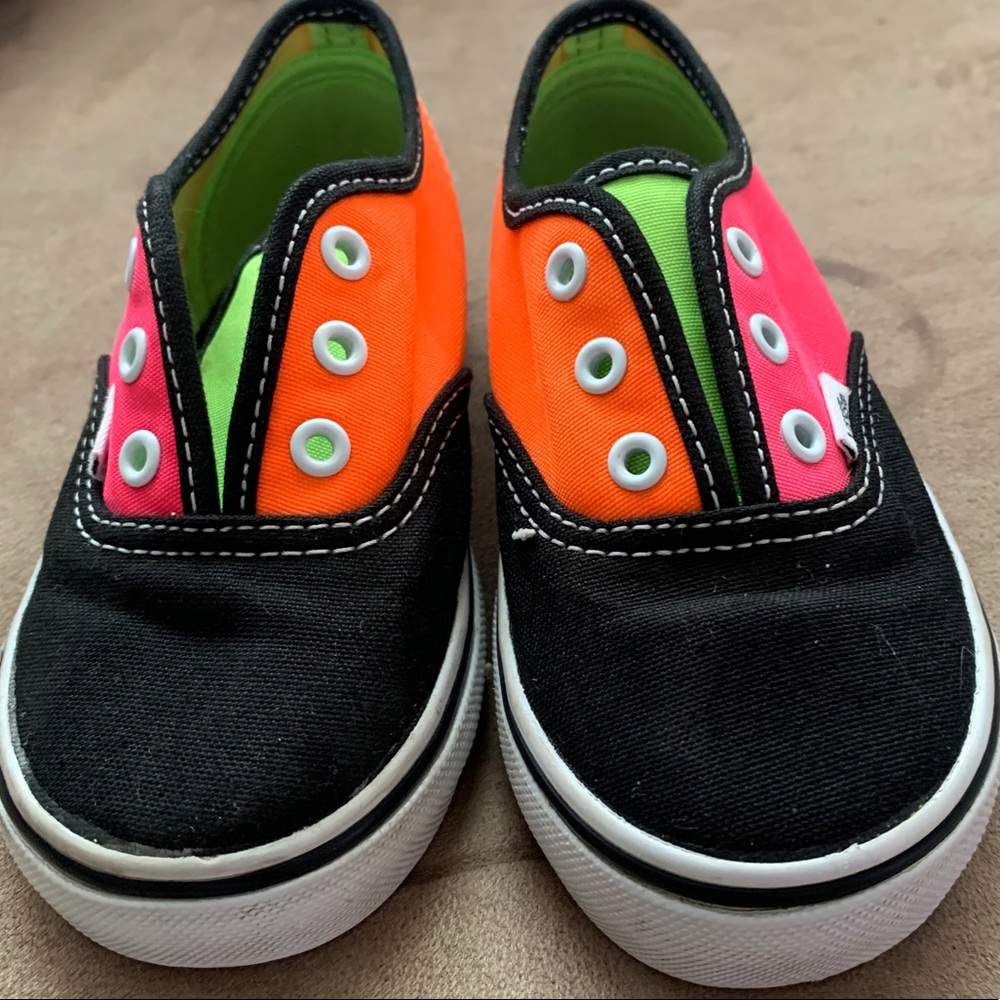 Girls Boys Unisex Vans Sneakers